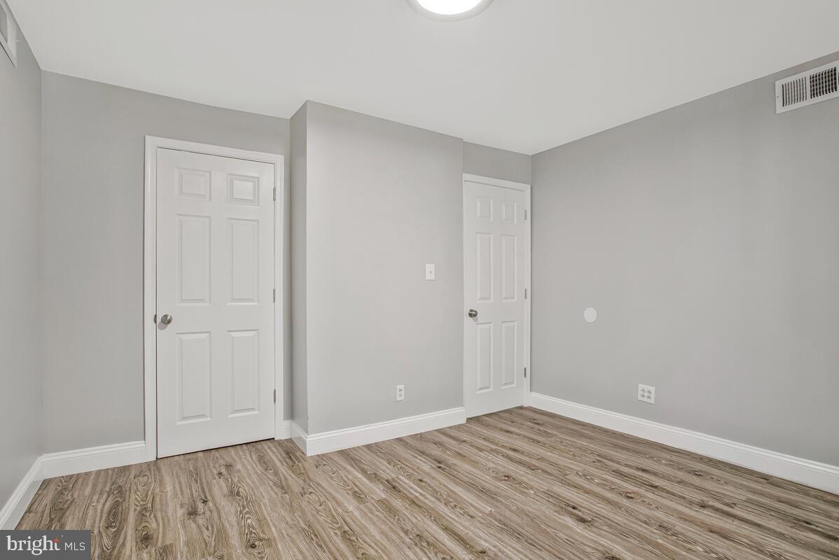 823 Newington Ave