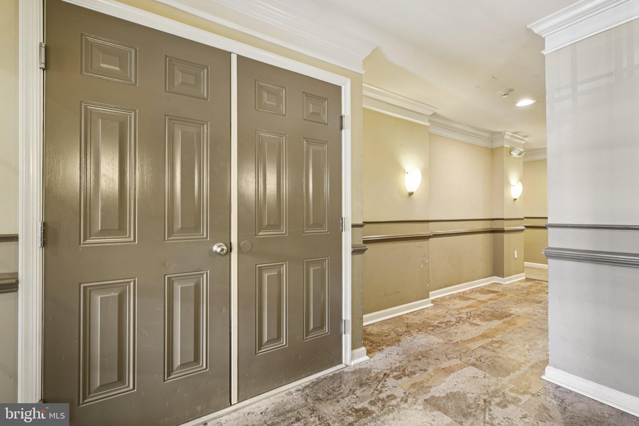 5303 WYNDHOLME CIRCLE 103