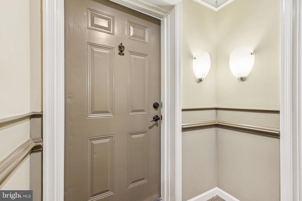 5303 WYNDHOLME CIRCLE 103