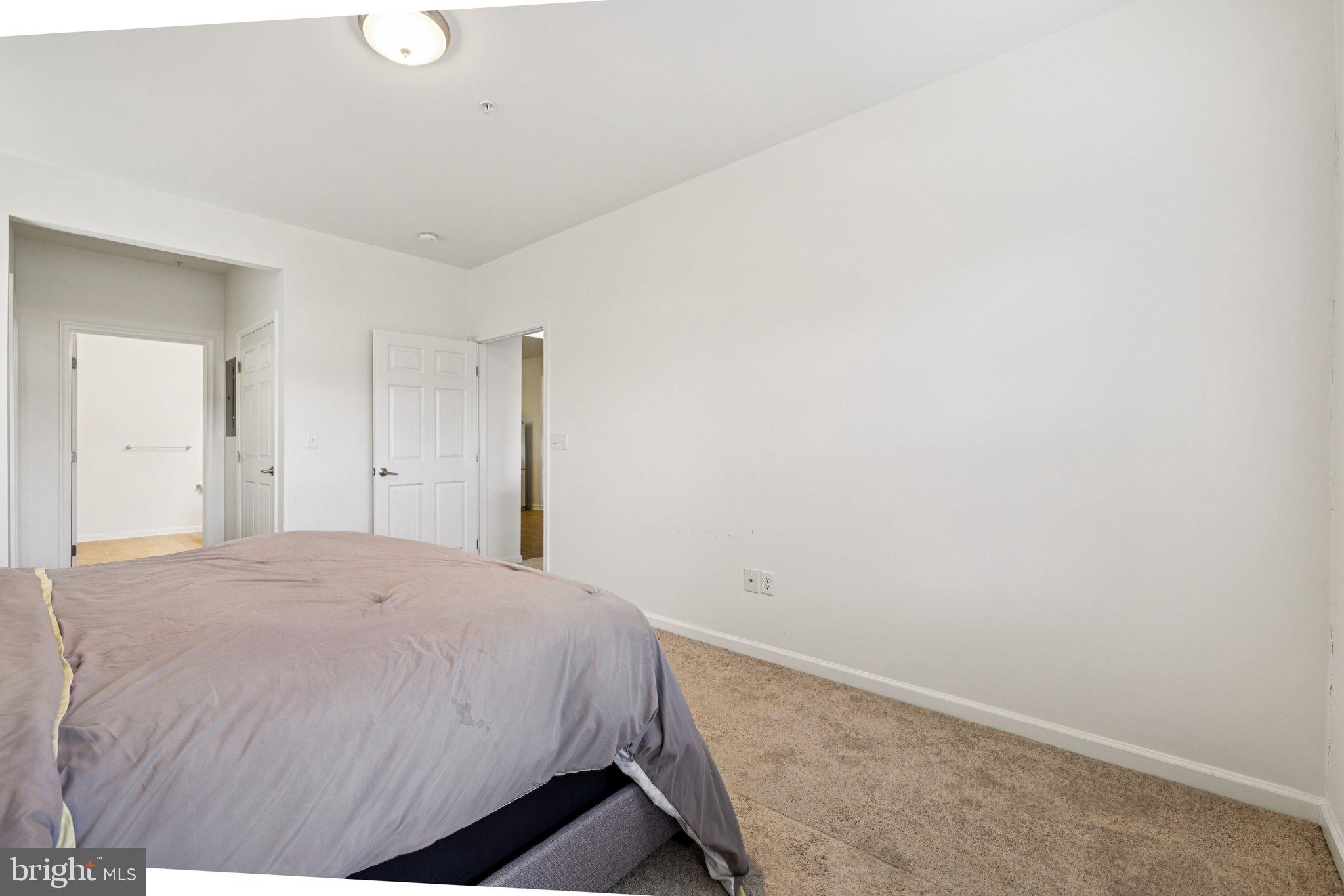 5303 WYNDHOLME CIRCLE 103