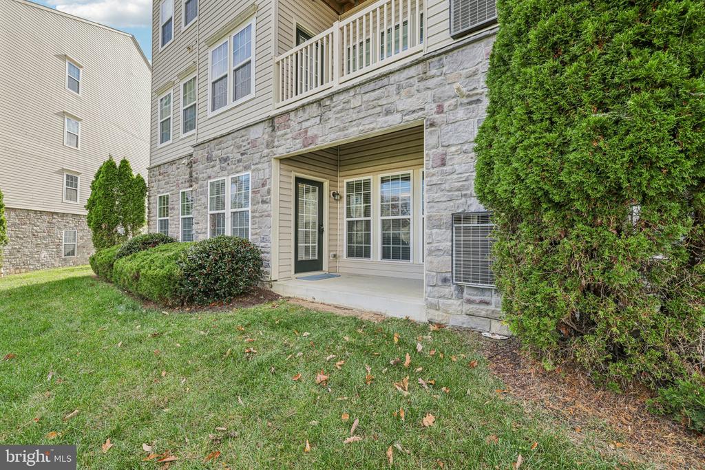 5303 WYNDHOLME CIRCLE 103