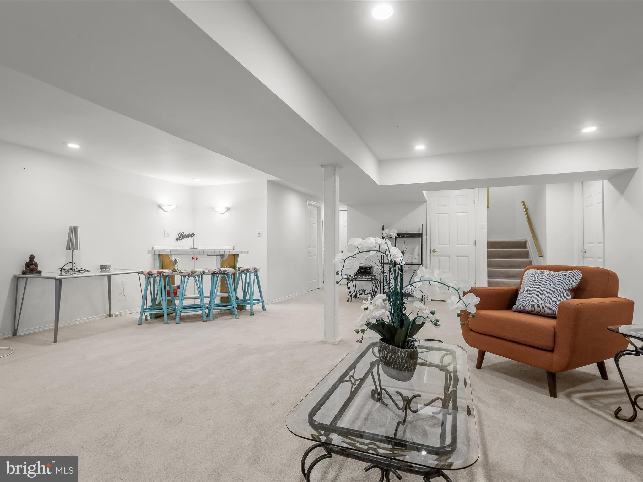 6 Twinleaf Ct
