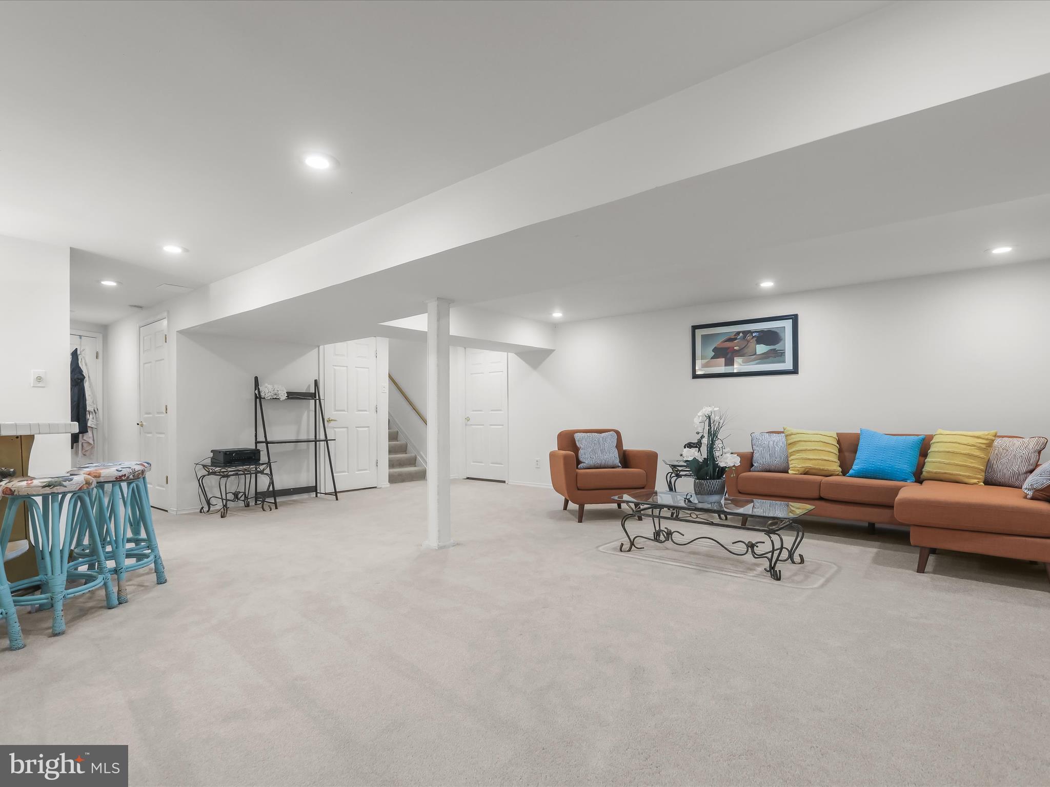 6 Twinleaf Ct