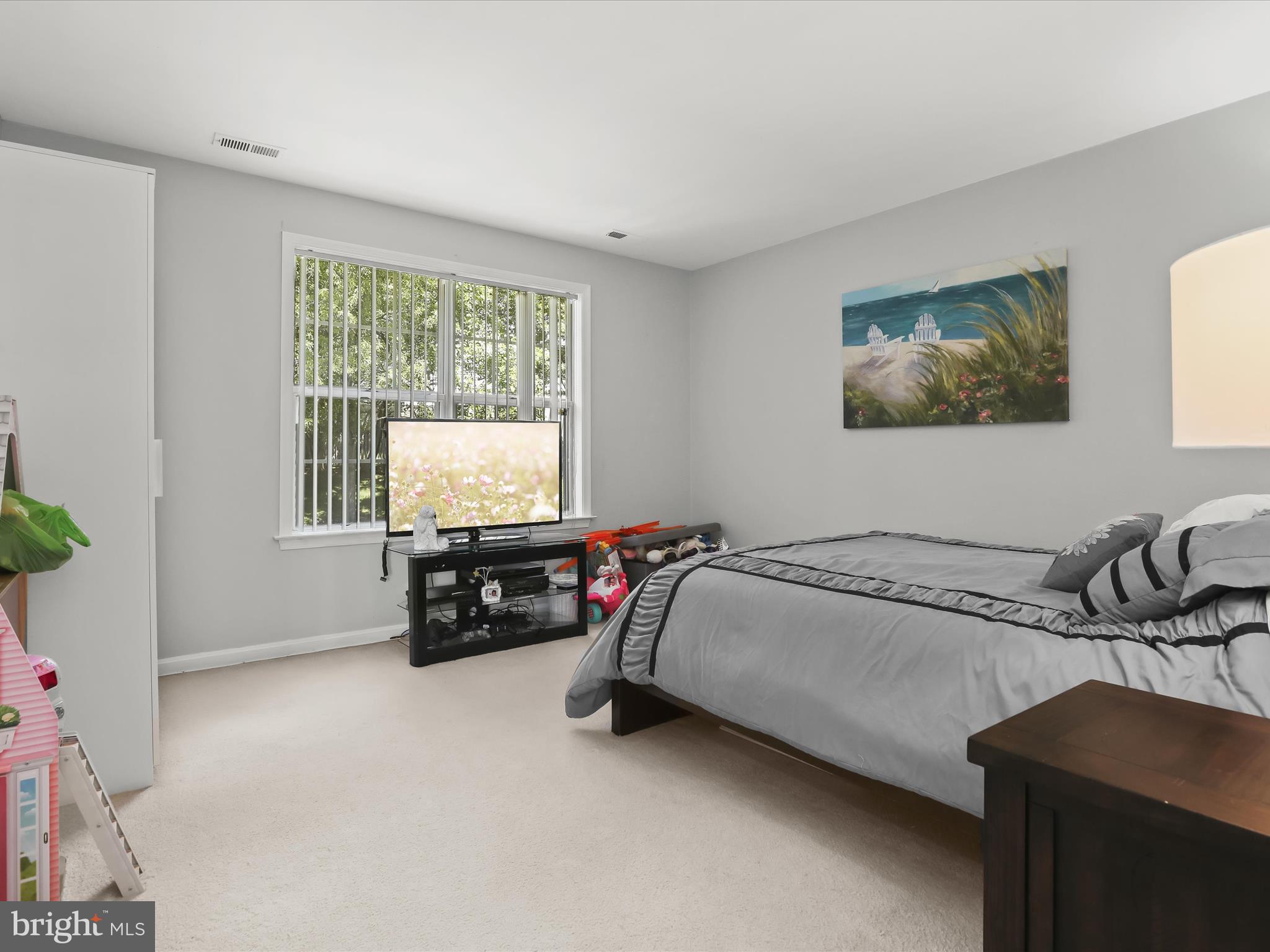 6 Twinleaf Ct