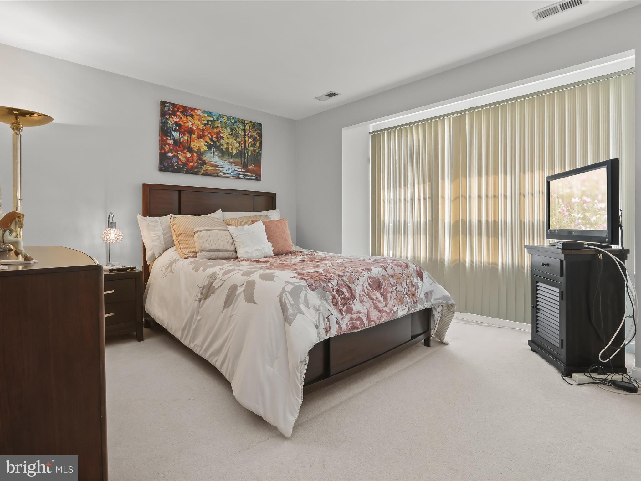 6 Twinleaf Ct