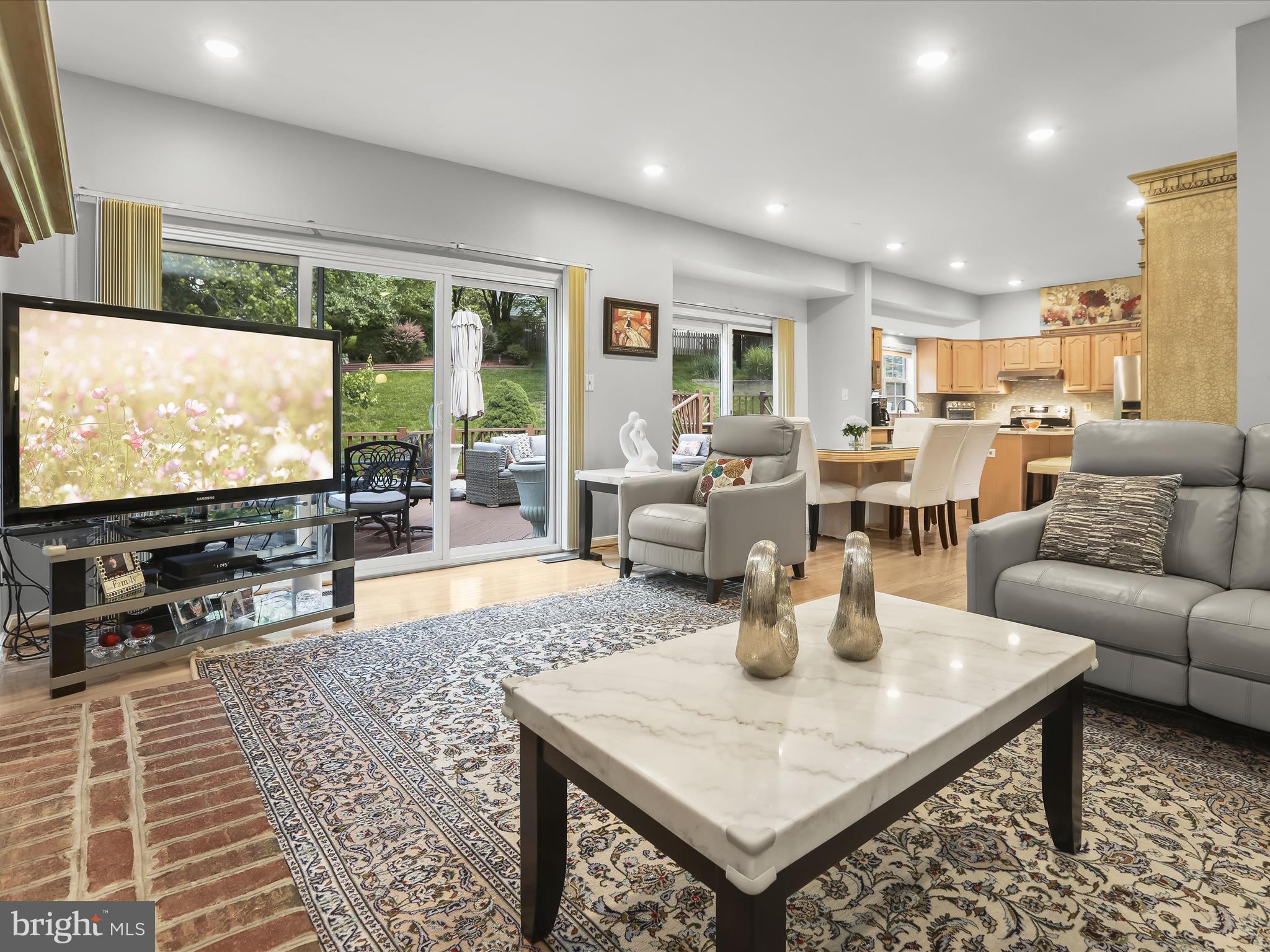 6 Twinleaf Ct