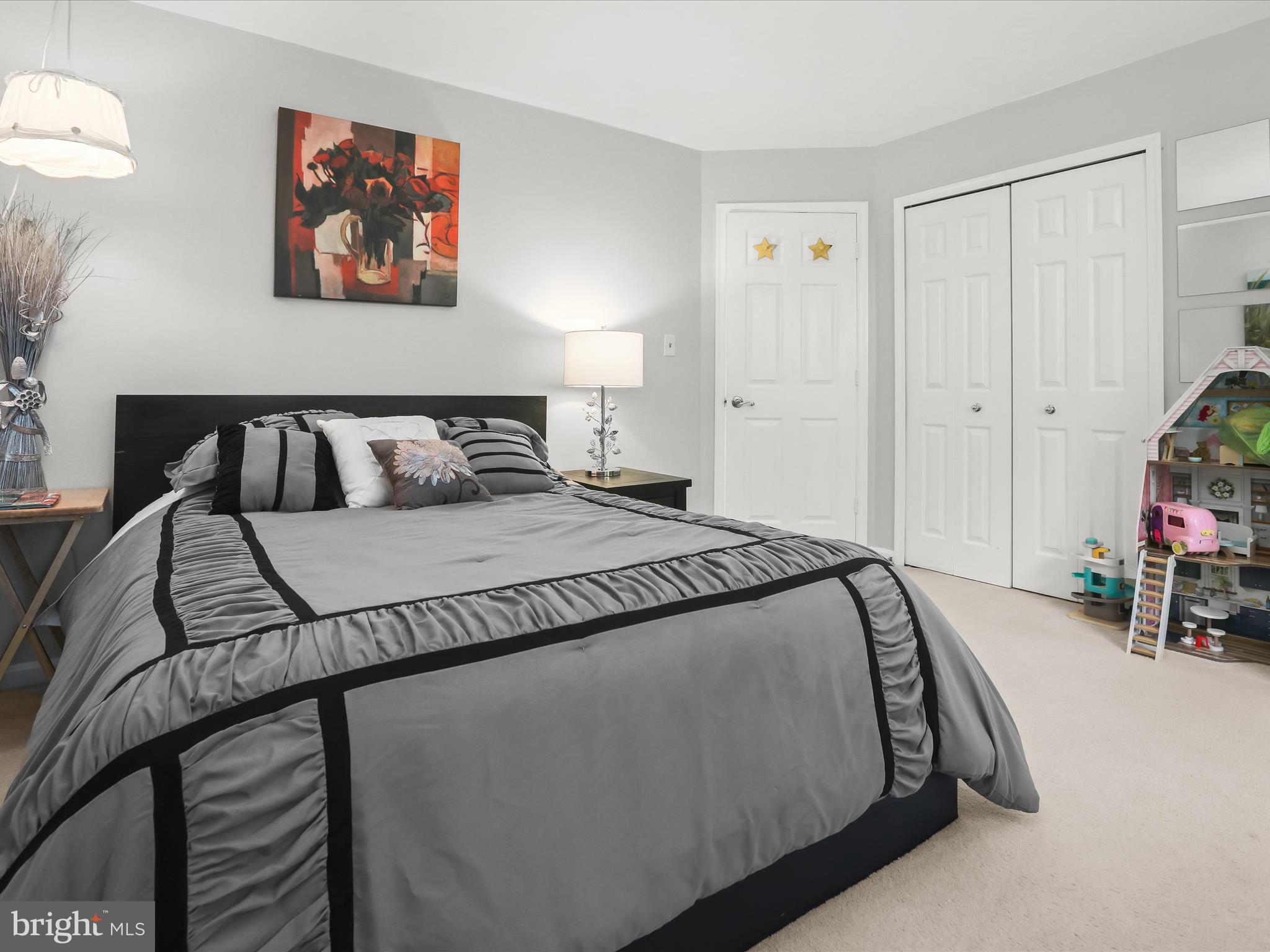 6 Twinleaf Ct