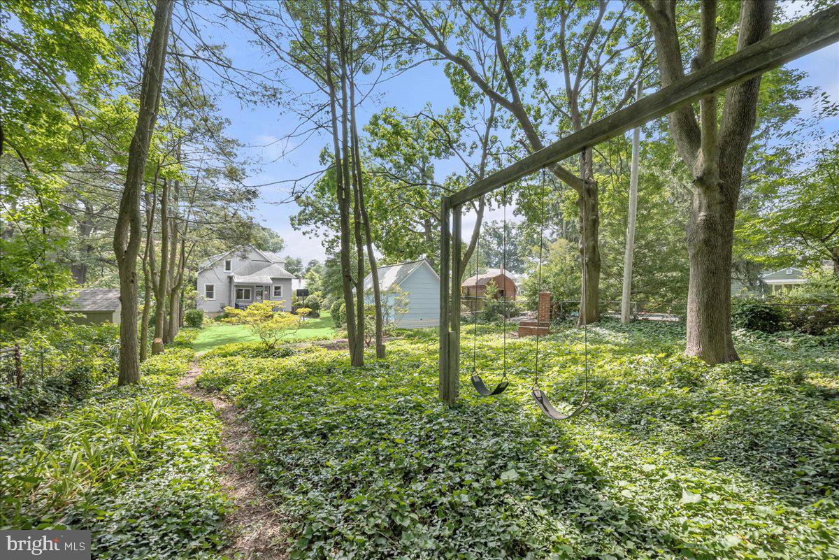 6508 Beverly Rd