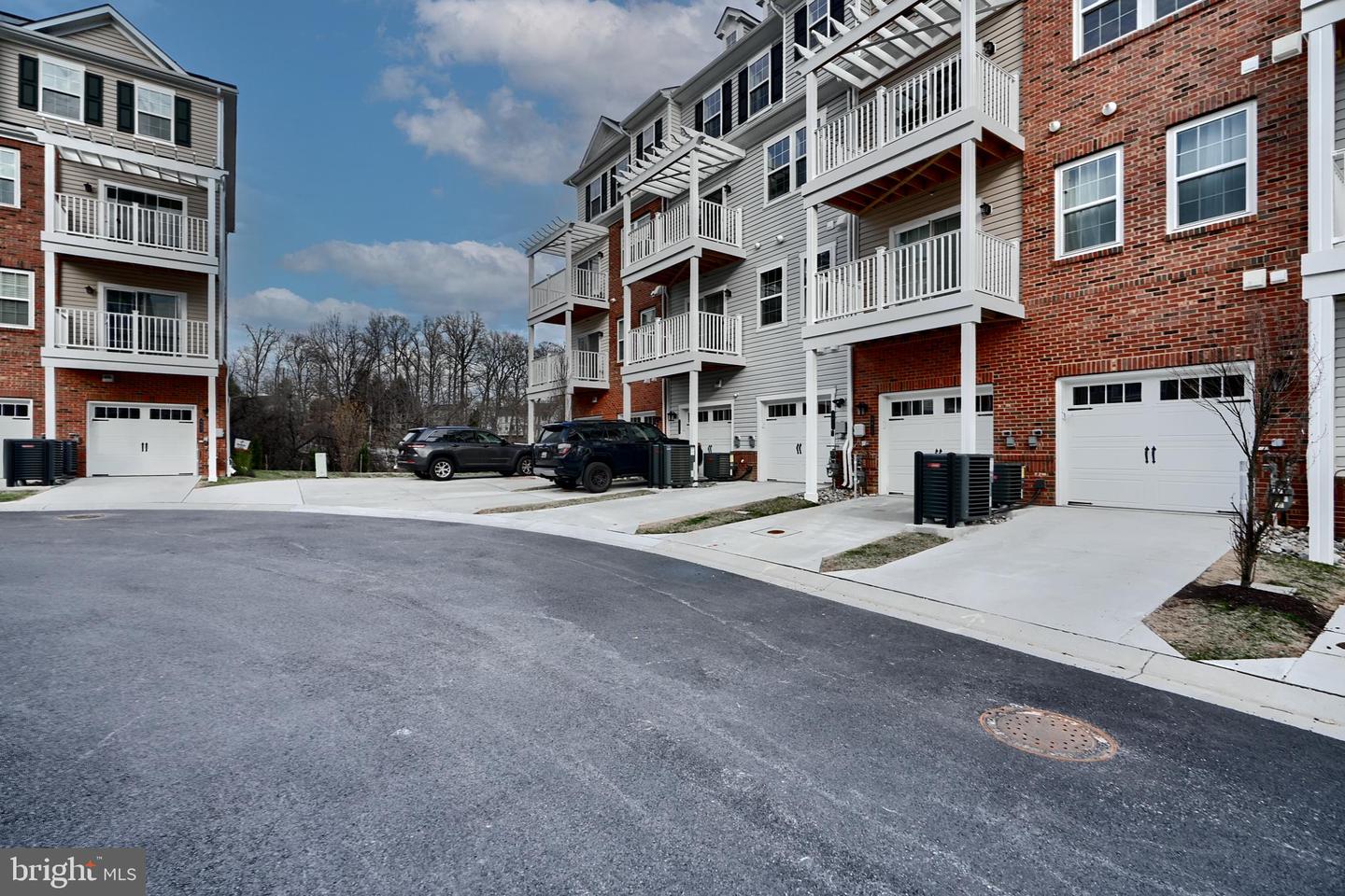 4413 Potts Ct