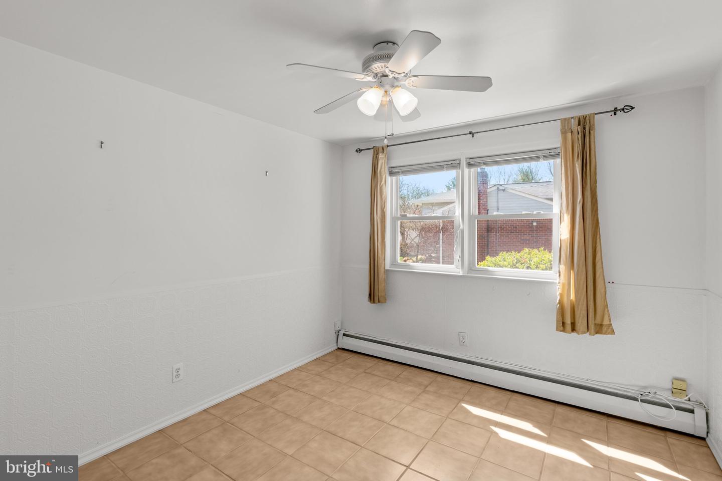 704 Shelley Rd
