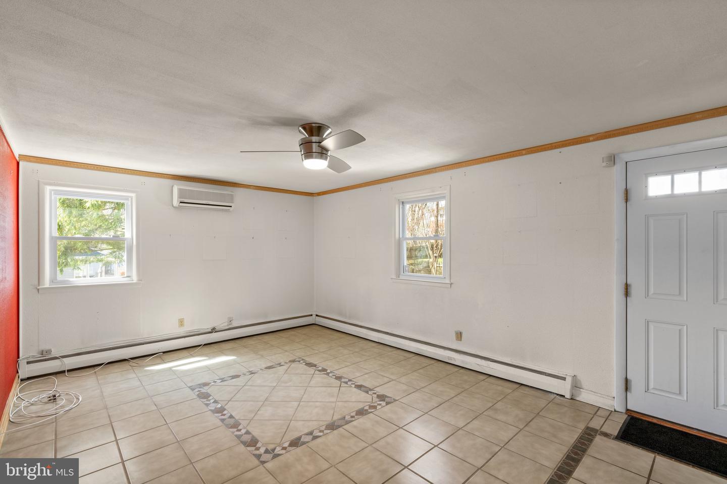 704 Shelley Rd