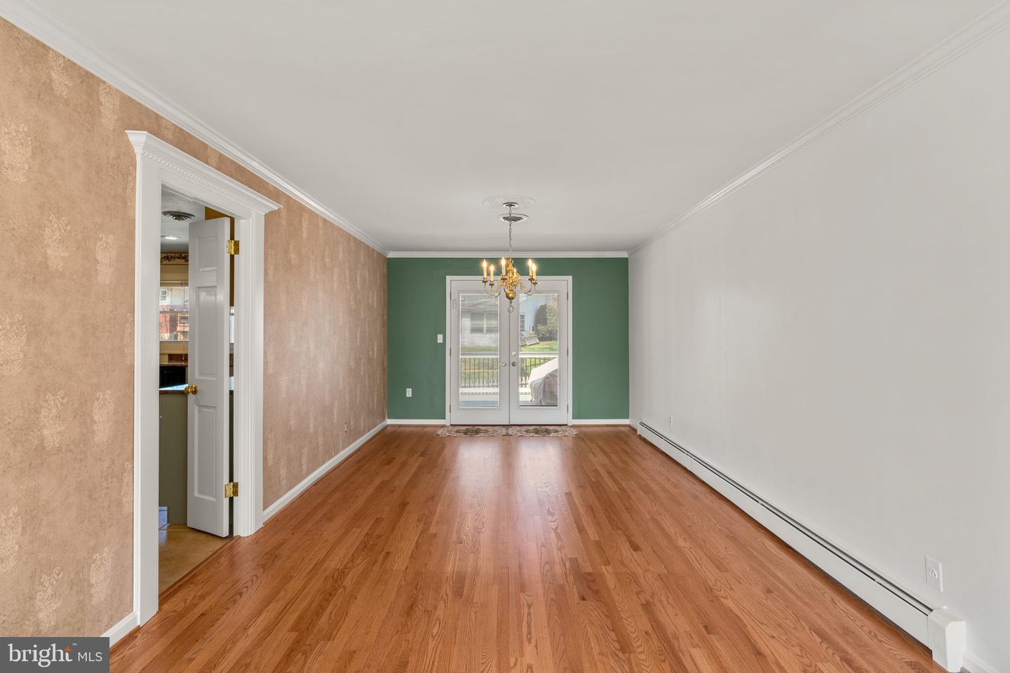 704 Shelley Rd