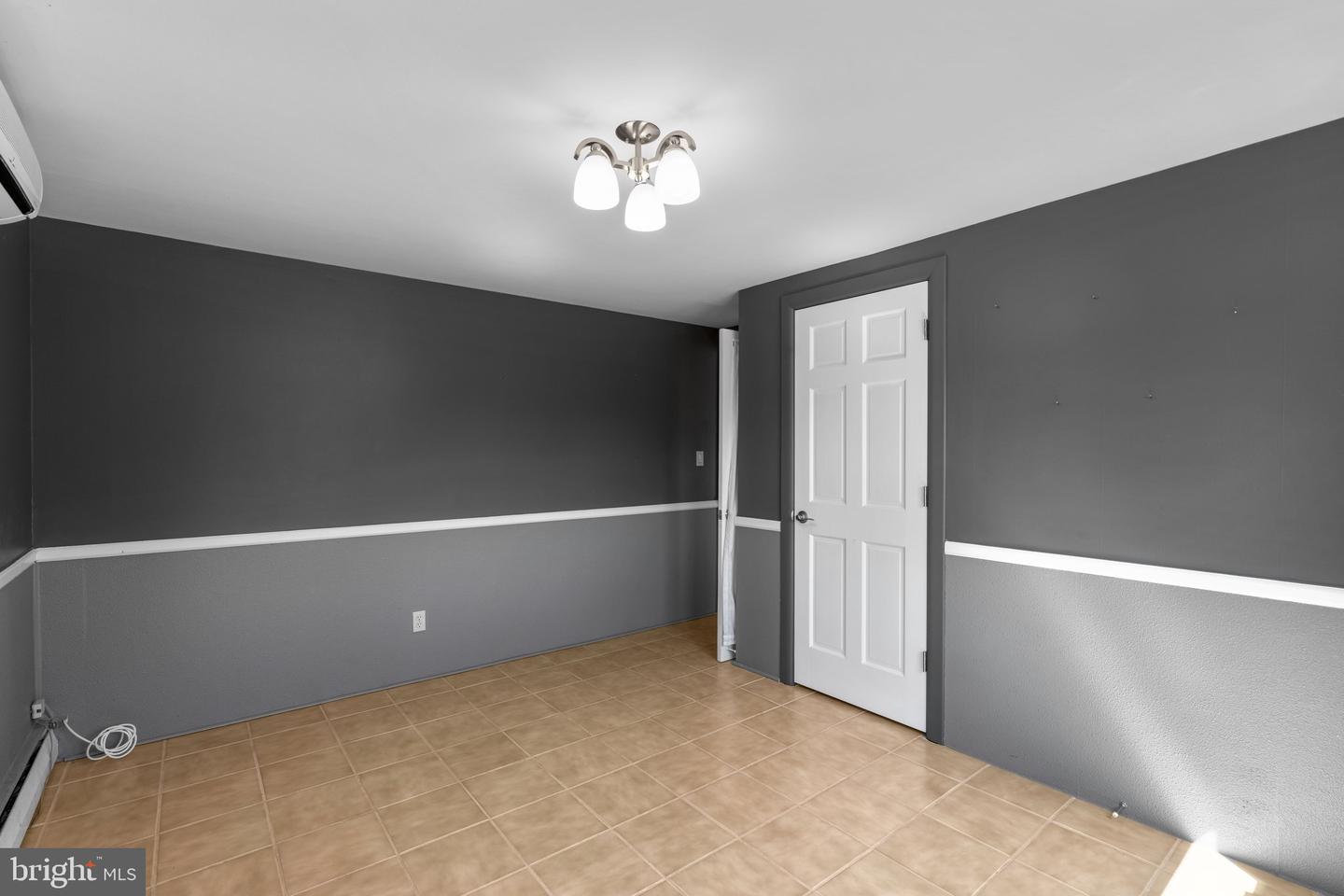 704 Shelley Rd