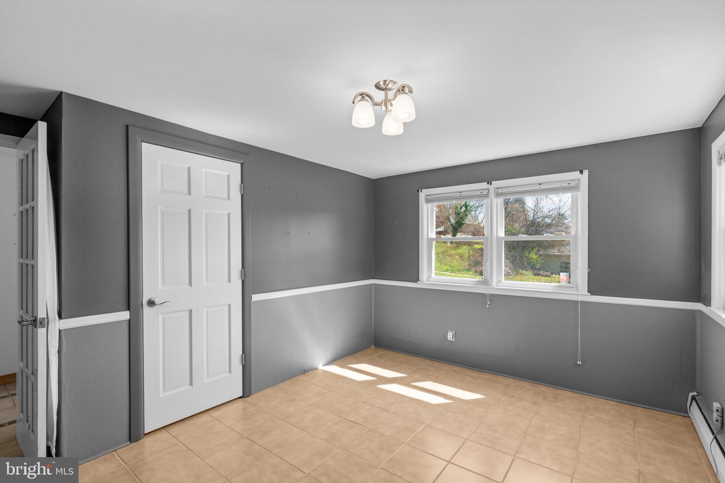 704 Shelley Rd
