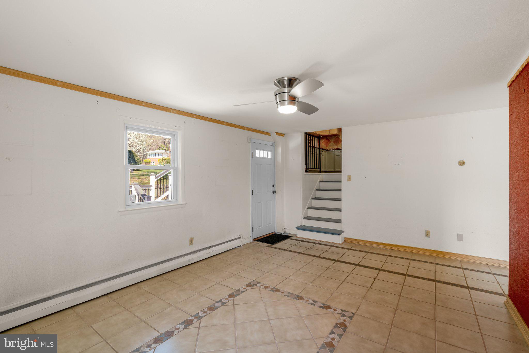 704 Shelley Rd