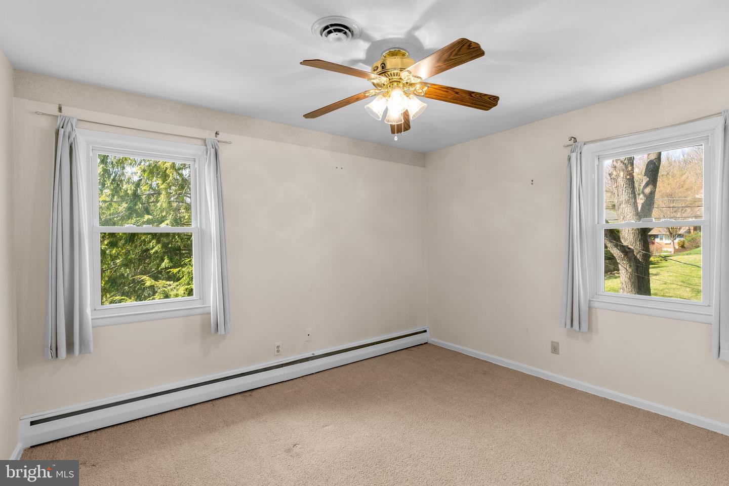 704 Shelley Rd