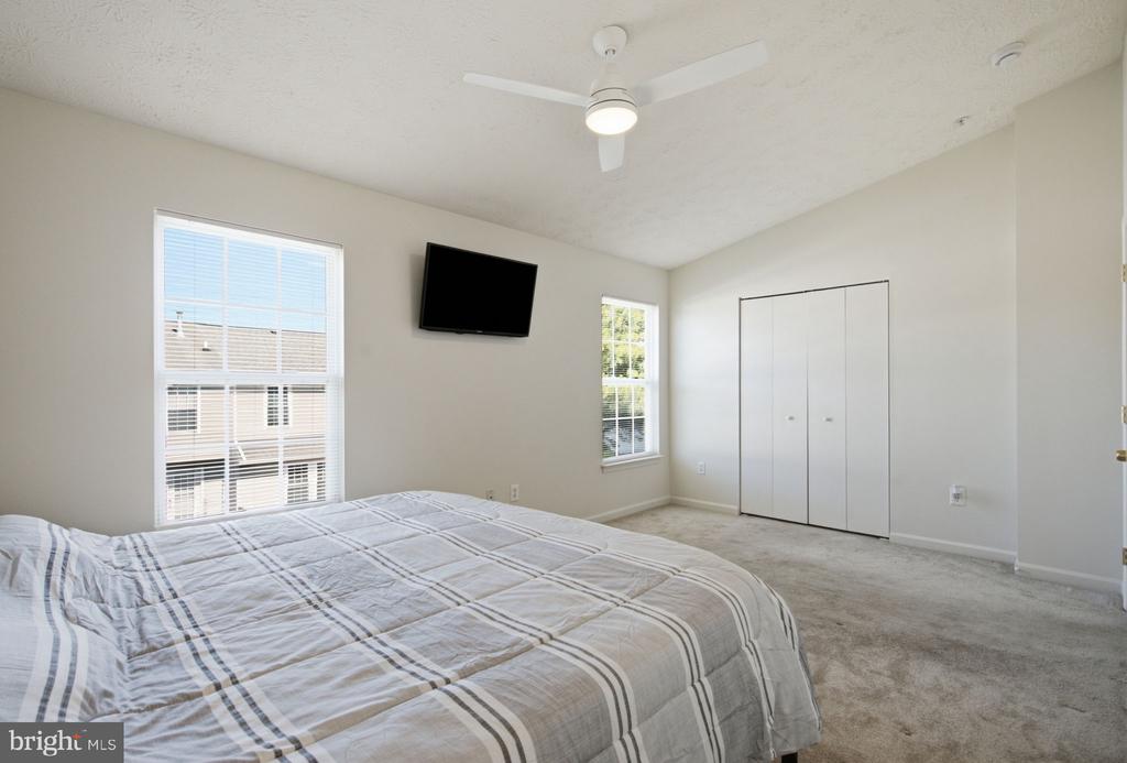 7518 STONES THROW COURT