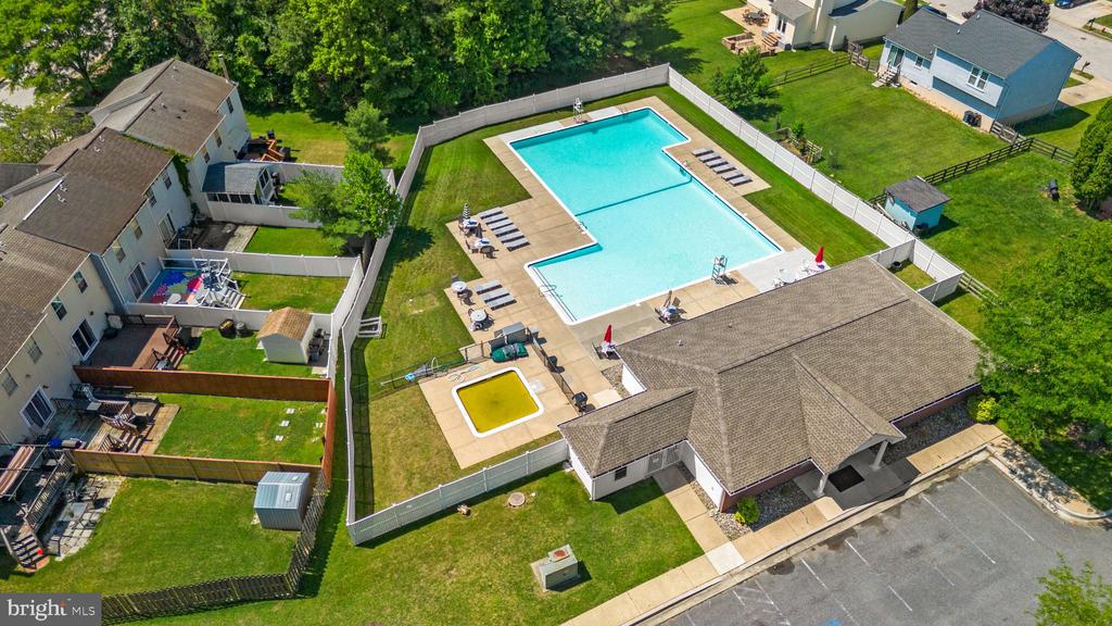 7518 STONES THROW COURT