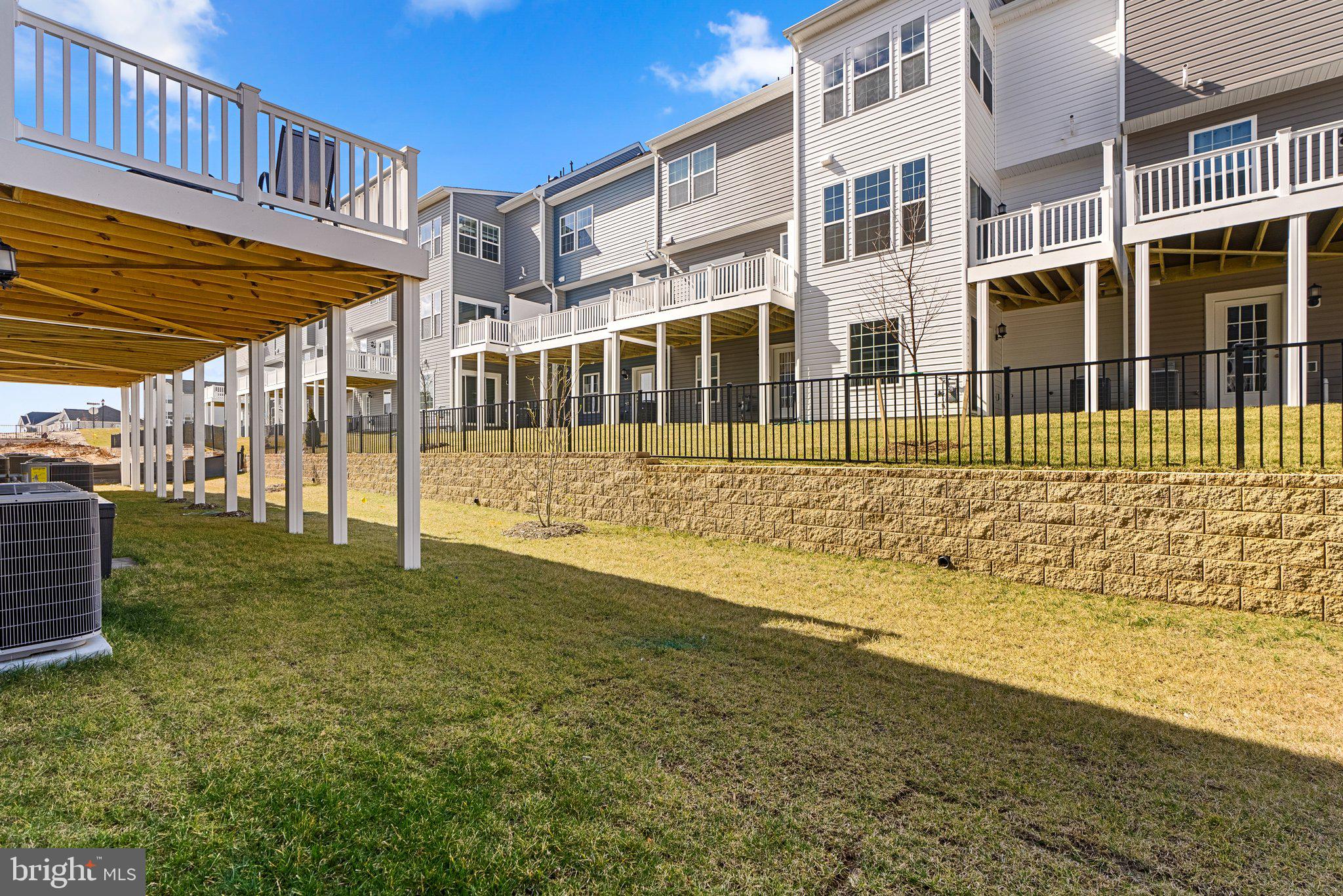 1319 Arvon Trl