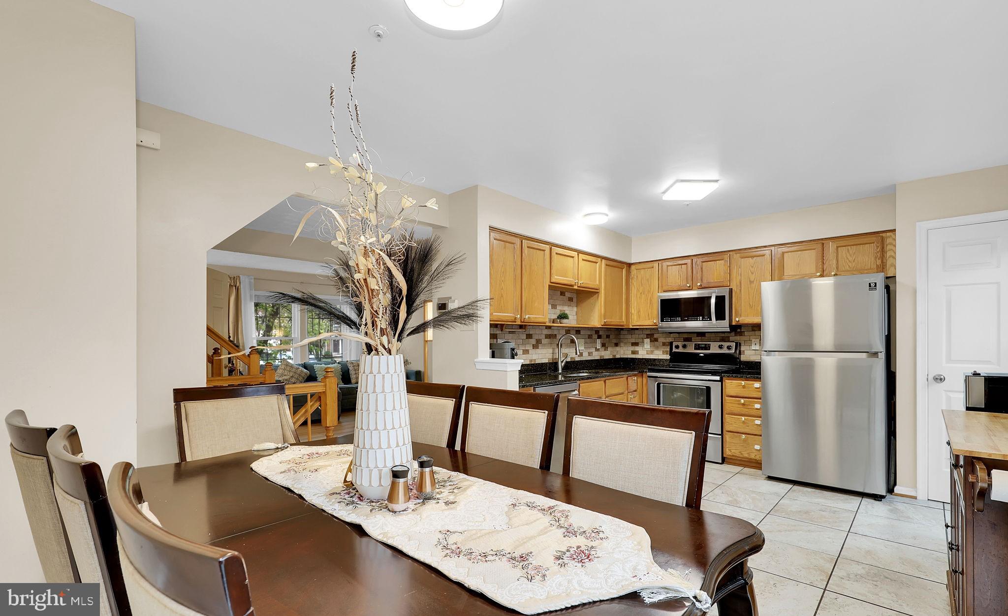 8713 Castlerock Ct