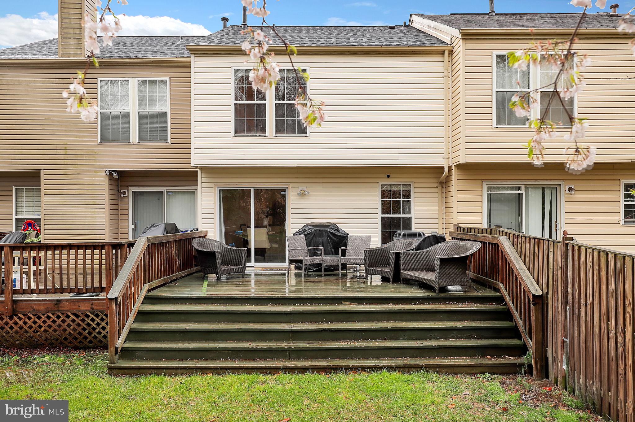 8713 Castlerock Ct