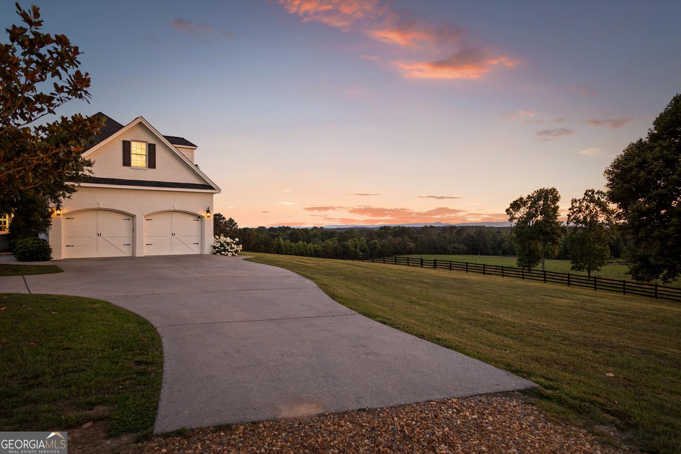 3905 Highway 286