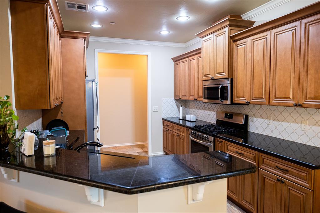 5507 NW 128th Street