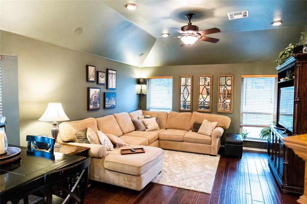 13301 Vandiver Drive