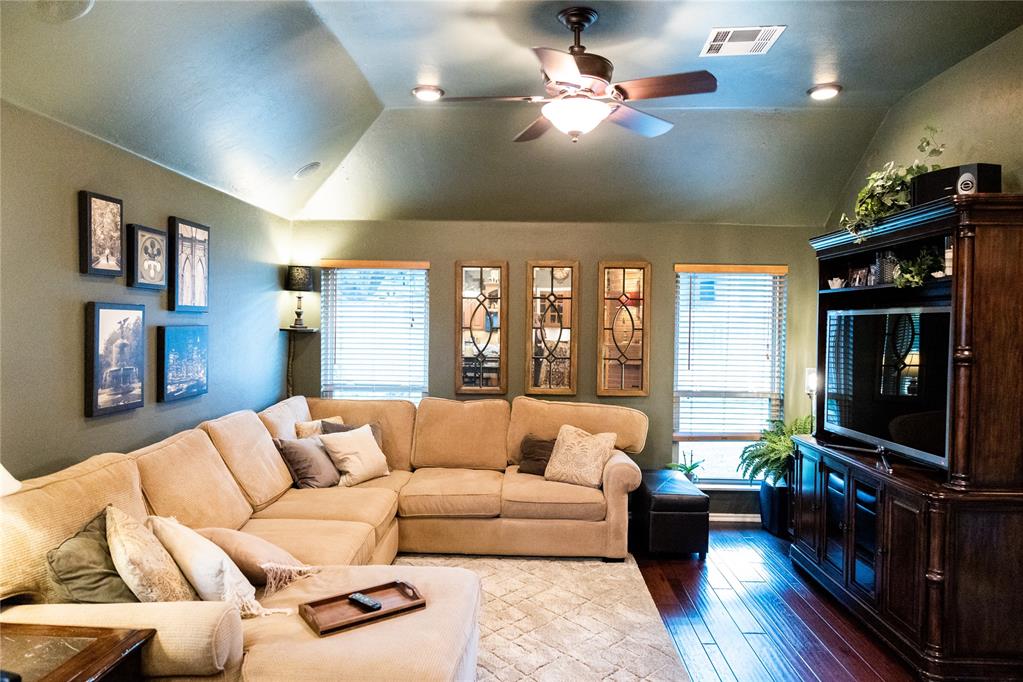 13301 Vandiver Drive