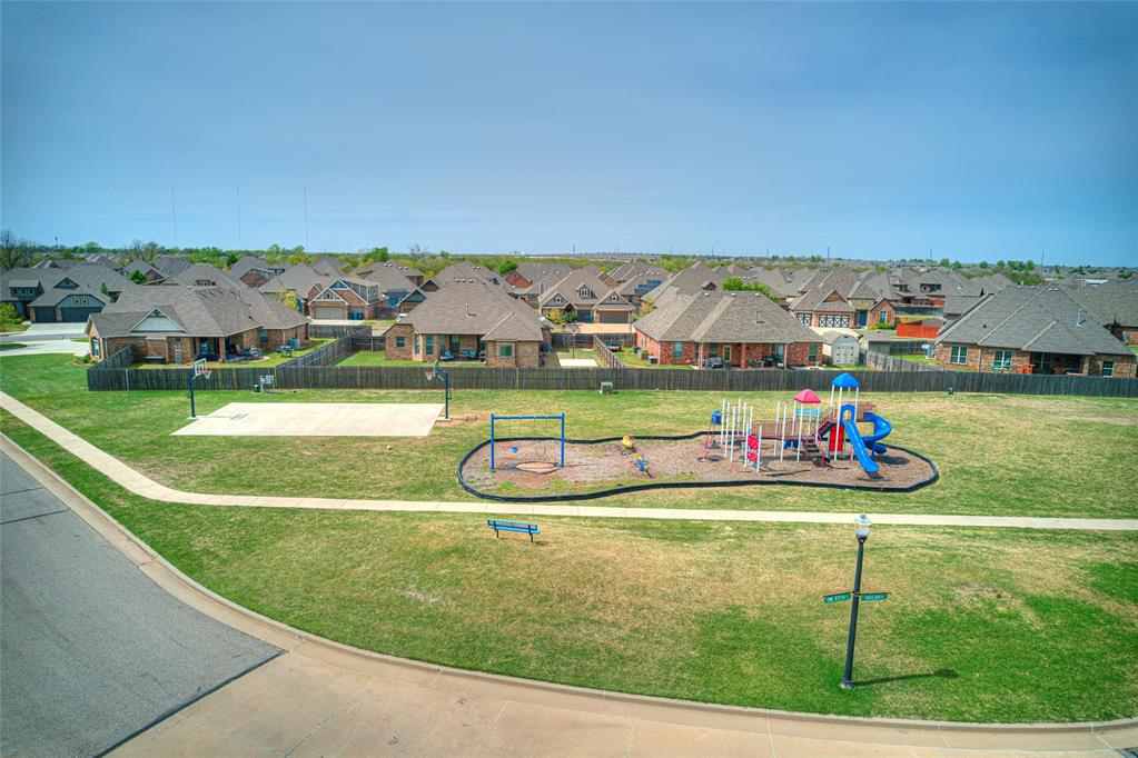 8616 SW 58th Circle