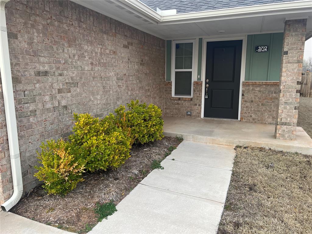 3712 Apple Villas Circle