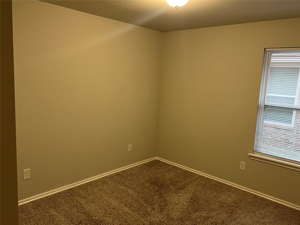 3712 Apple Villas Circle