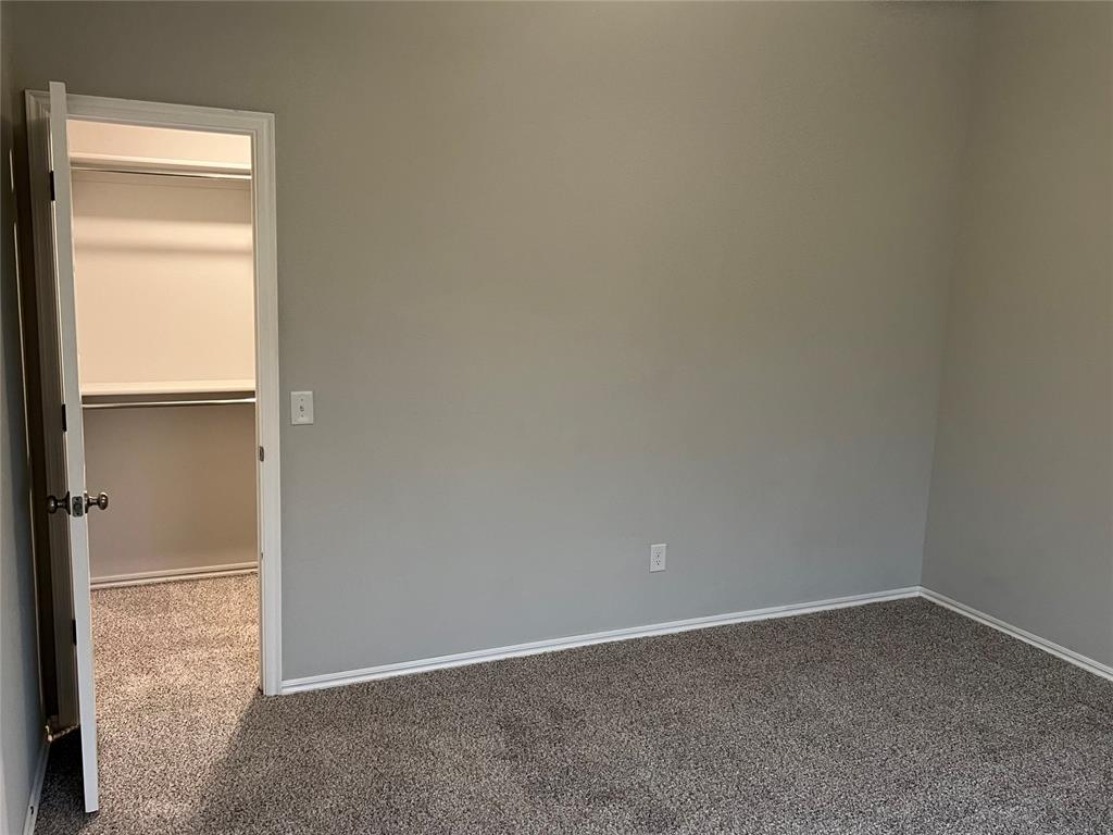 3712 Apple Villas Circle