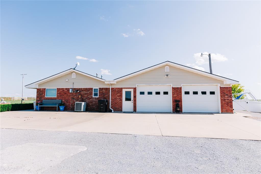 11261 Highway 54
