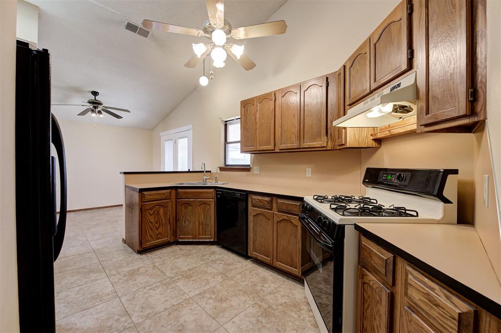 11417 Wallace Avenue