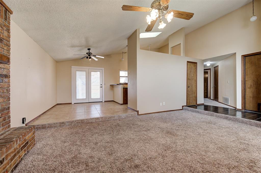 11417 Wallace Avenue