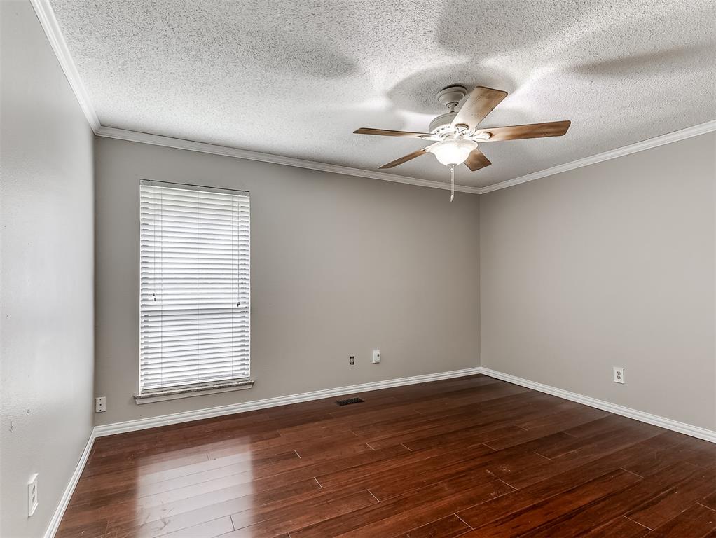 12208 Greenlawn Avenue