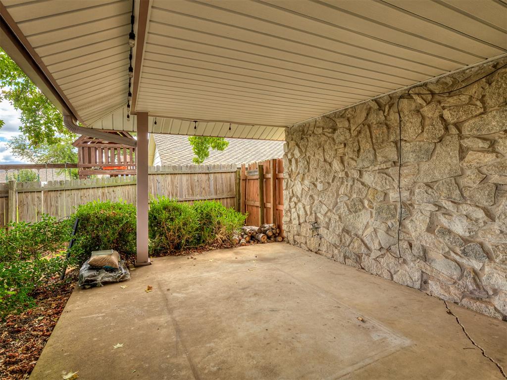 12208 Greenlawn Avenue