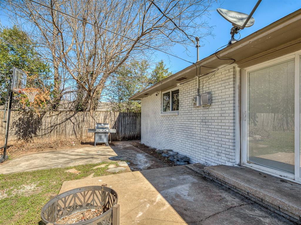 1520 N Hollywood Avenue