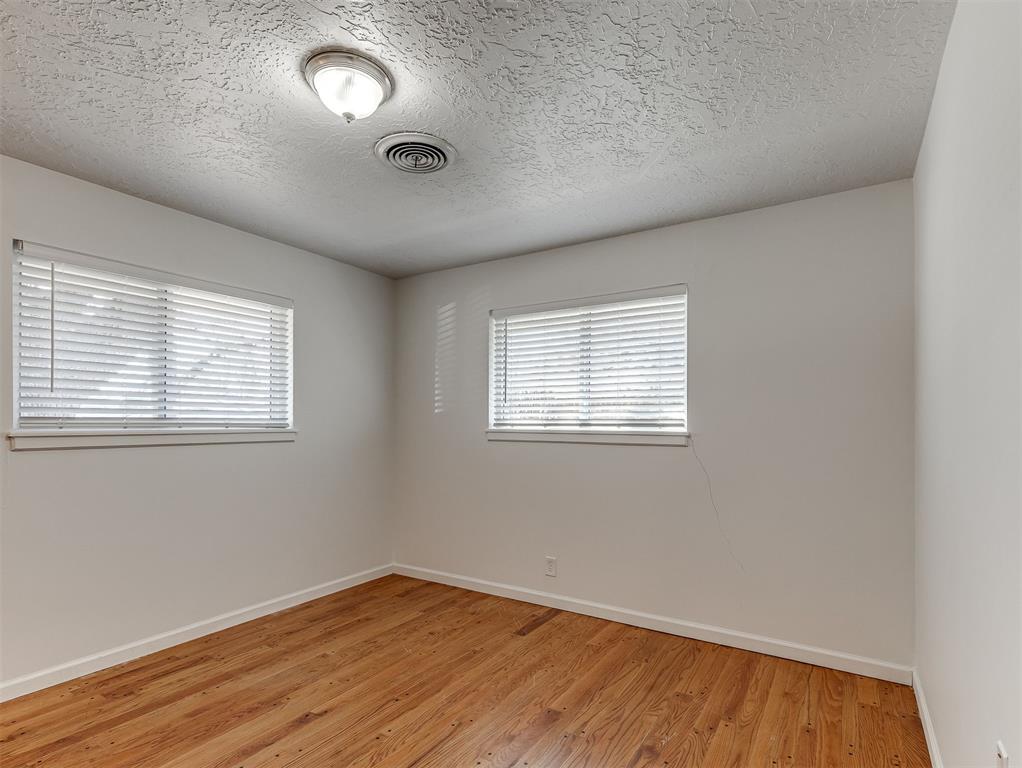 1520 N Hollywood Avenue