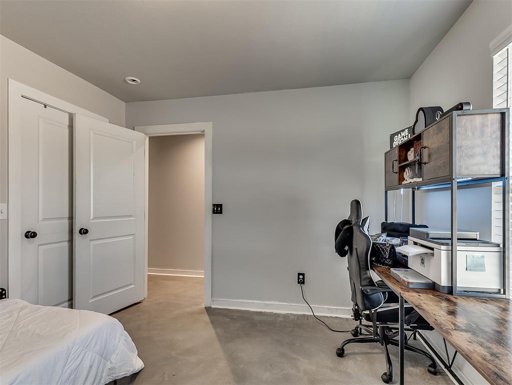 705 NE 38th Street