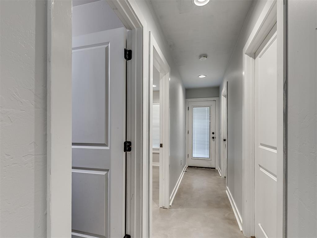 705 NE 38th Street