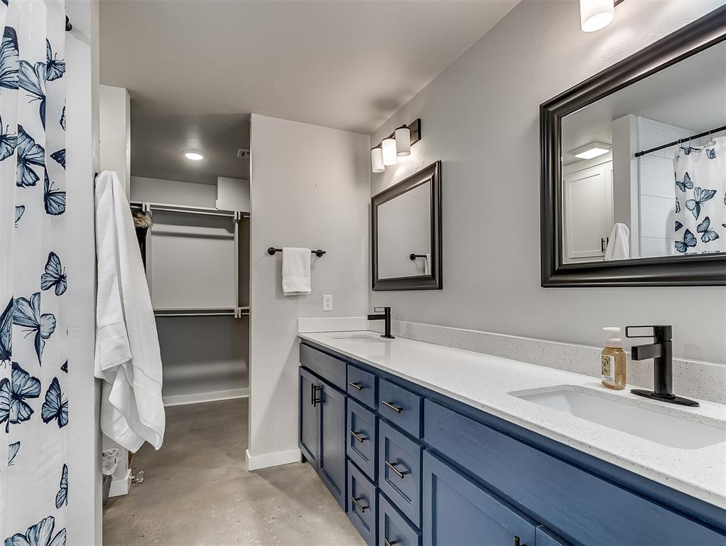705 NE 38th Street
