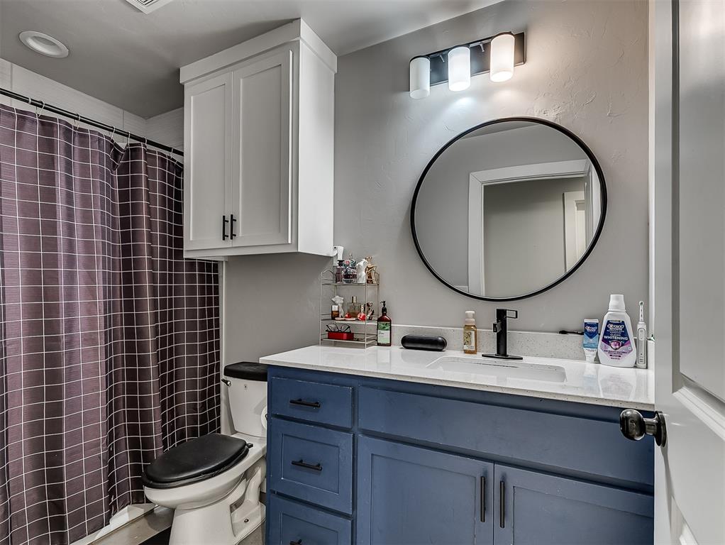 705 NE 38th Street