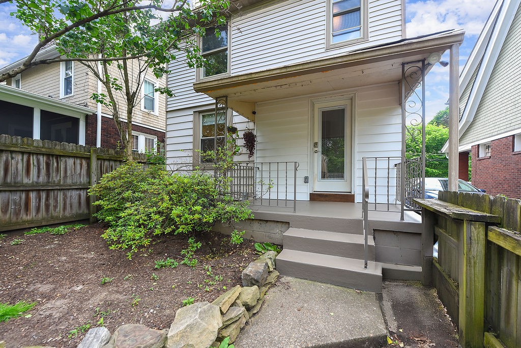 206 Lincoln Avenue