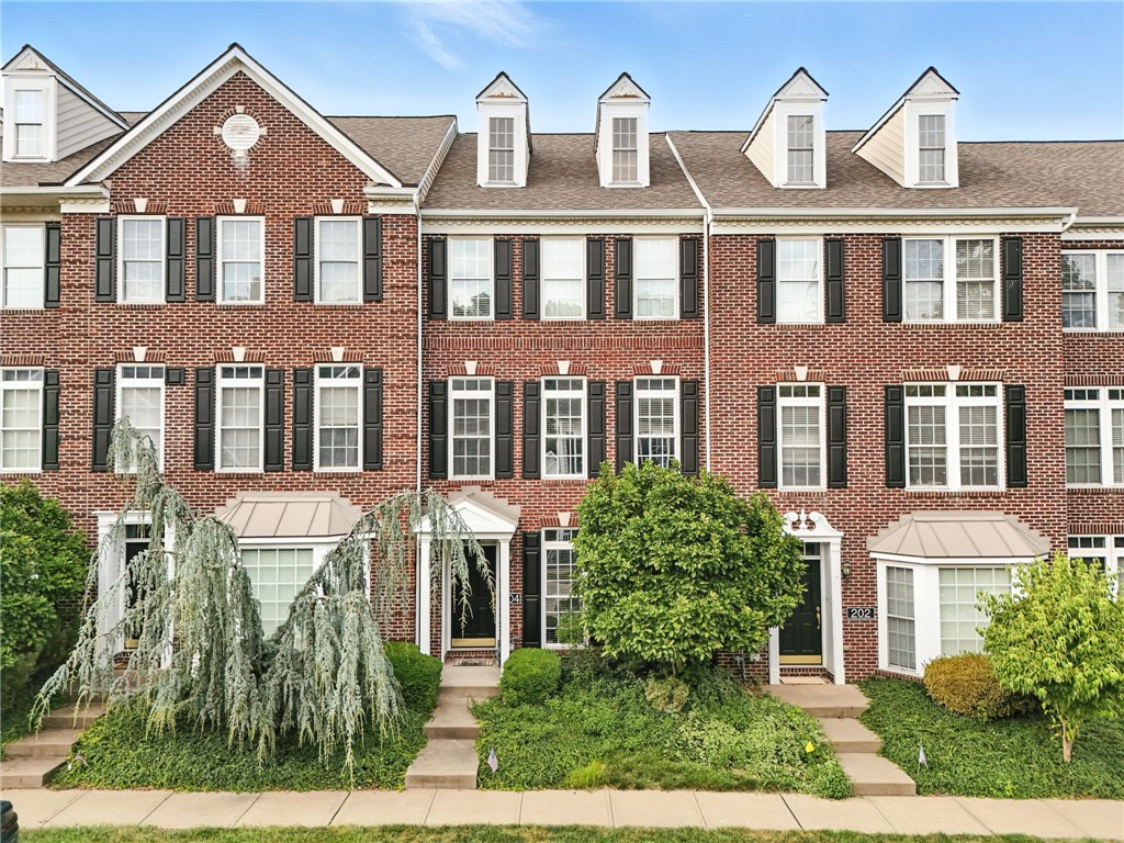 204 Park Square Lane