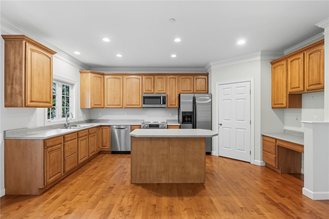 204 Park Square Lane