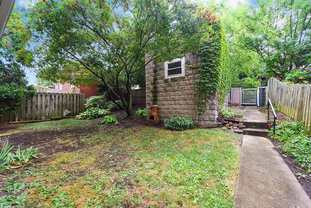 203 Elysian Street