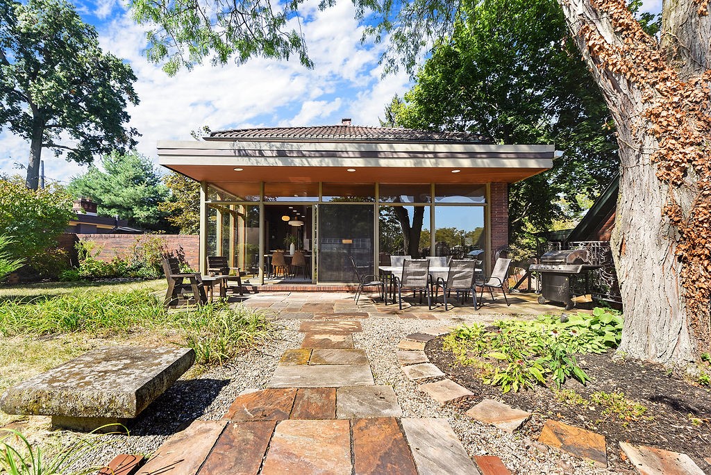 1531 Scott Lane