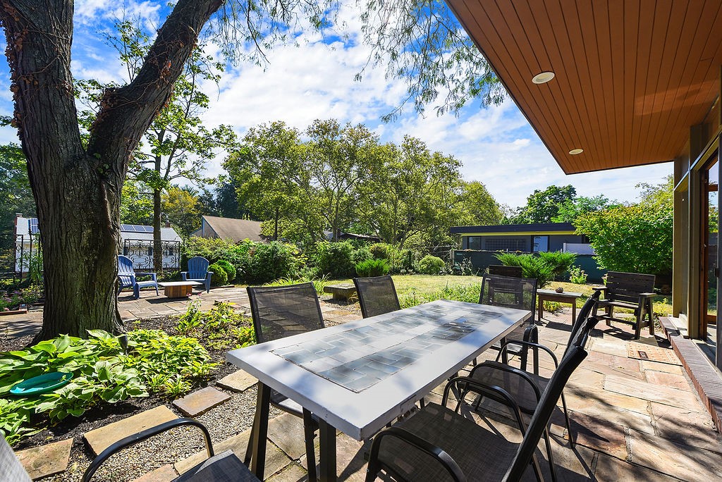 1531 Scott Lane